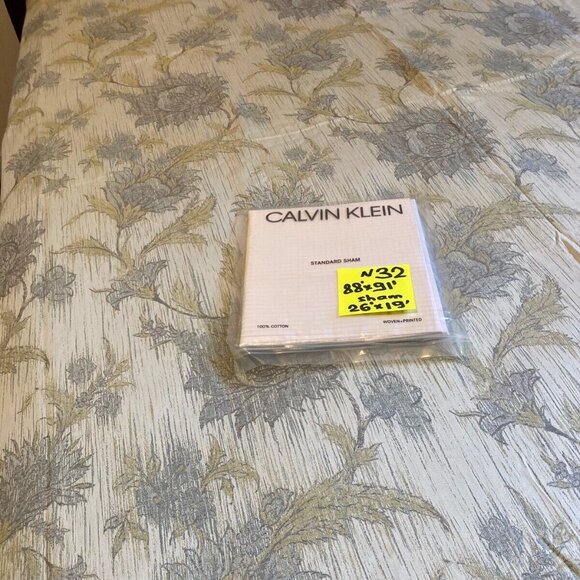 MIX : Calvin Klein Standard Sham and Queen Duvet + 1pcs Sham' (N -32) - Picture 1 of 13